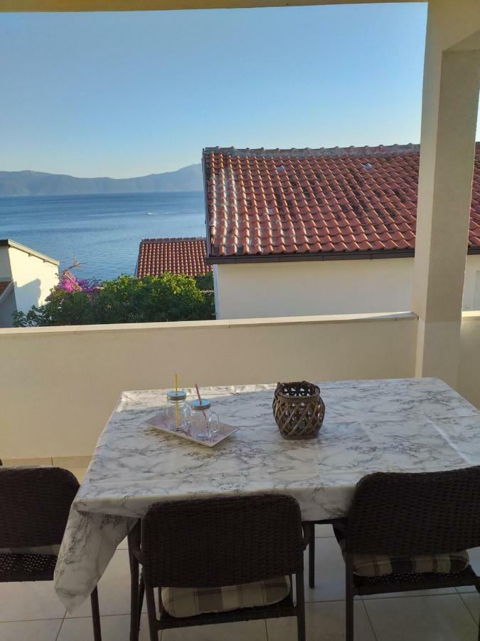 Apartmants Matic Podaca Eksteriør billede